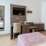 Selu Hotel 3*