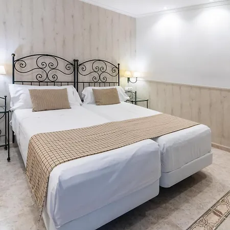 Hotel Selu 3*